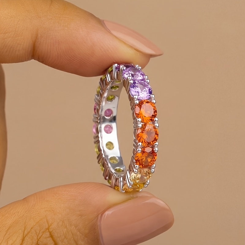 Women's Vintage-Style Full-Circle Ring, Exquisite Elegant Design